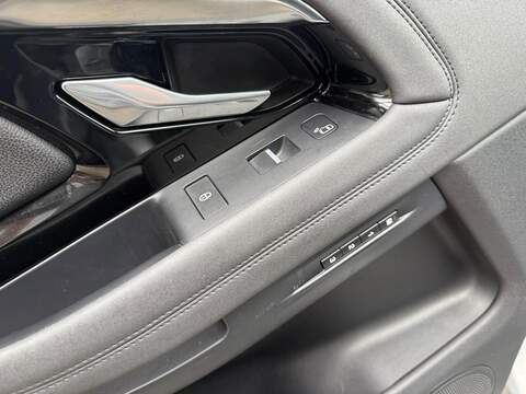 Land Rover Range Rover Evoque 2.0 D180 R-Dynamic SE SUV 5dr Diesel Auto 4WD Euro 6 (s/s) (180 ps) - U490