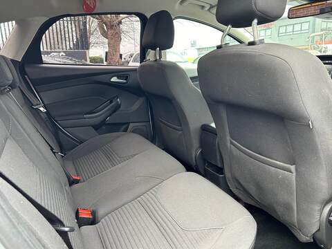 Ford Focus 1.5 TDCi Titanium Hatchback 5dr Diesel Manual Euro 6 (s/s) (120 ps) - U493