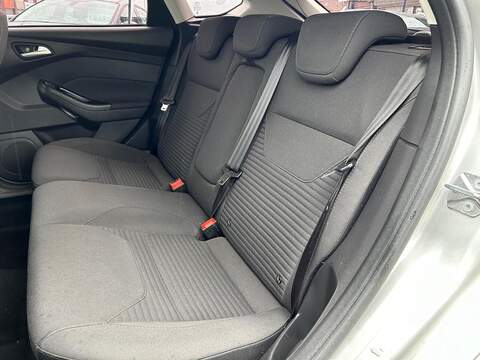 Ford Focus 1.5 TDCi Titanium Hatchback 5dr Diesel Manual Euro 6 (s/s) (120 ps) - U493
