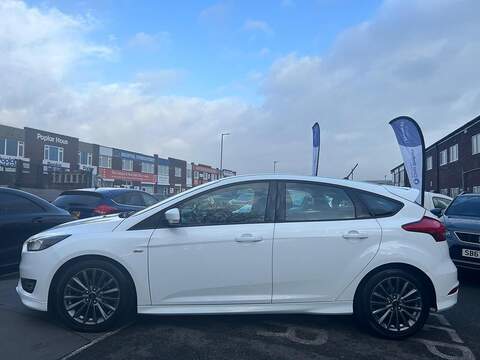 Ford Focus 1.0T EcoBoost ST-Line Hatchback 5dr Petrol Manual Euro 6 (s/s) (125 ps) - U494