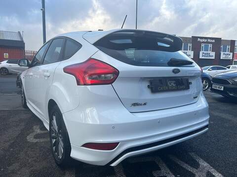 Ford Focus 1.0T EcoBoost ST-Line Hatchback 5dr Petrol Manual Euro 6 (s/s) (125 ps) - U494
