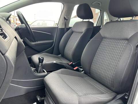 Volkswagen Polo 1.2 TSI BlueMotion Tech SE Hatchback 5dr Petrol Manual Euro 6 (s/s) (90 ps) - U496