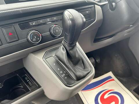 Volkswagen Transporter 2.0 BiTDI T32 Highline Kombi DSG 4Motion SWB Euro 6 (s/s) 5dr - U497