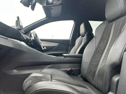 Peugeot 5008 1.2 PureTech GT Premium SUV 5dr Petrol EAT Euro 6 (s/s) (130 ps) - U498