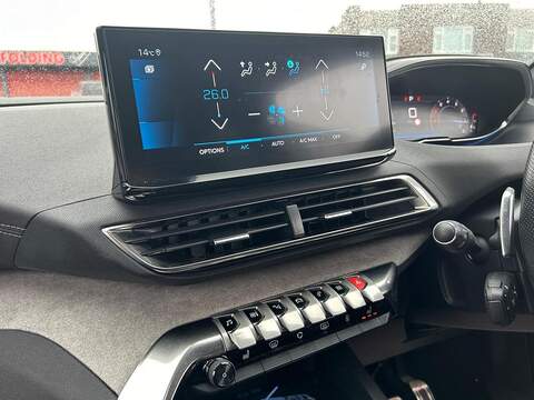 Peugeot 5008 1.2 PureTech GT Premium SUV 5dr Petrol EAT Euro 6 (s/s) (130 ps) - U498