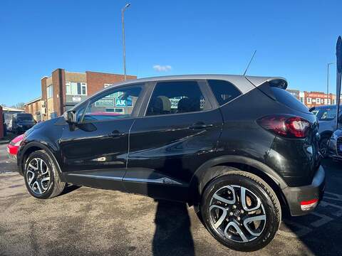 Renault Captur Captur 1.5 dCi ENERGY Iconic Euro 6 (s/s) 5dr - U50