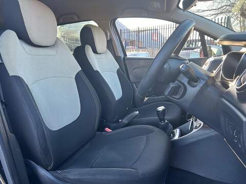 Renault Captur Captur 1.5 dCi ENERGY Iconic Euro 6 (s/s) 5dr - U50