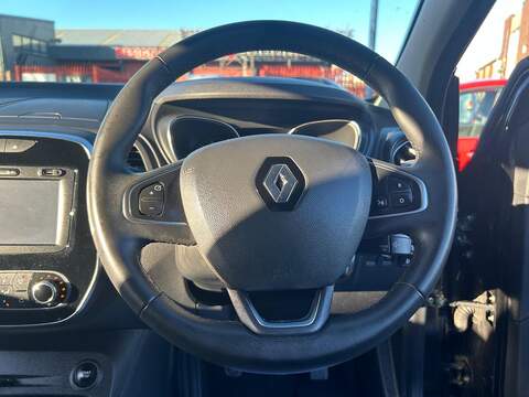 Renault Captur Captur 1.5 dCi ENERGY Iconic Euro 6 (s/s) 5dr - U50