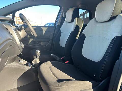 Renault Captur Captur 1.5 dCi ENERGY Iconic Euro 6 (s/s) 5dr - U50