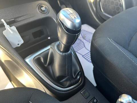 Renault Captur Captur 1.5 dCi ENERGY Iconic Euro 6 (s/s) 5dr - U50