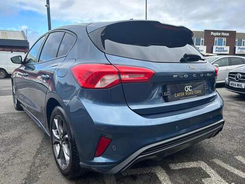 Ford Focus 1.0T EcoBoost ST-Line Hatchback 5dr Petrol Manual Euro 6 (s/s) (125 ps) - U500