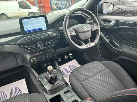 Ford Focus 1.0T EcoBoost ST-Line Hatchback 5dr Petrol Manual Euro 6 (s/s) (125 ps) - U500