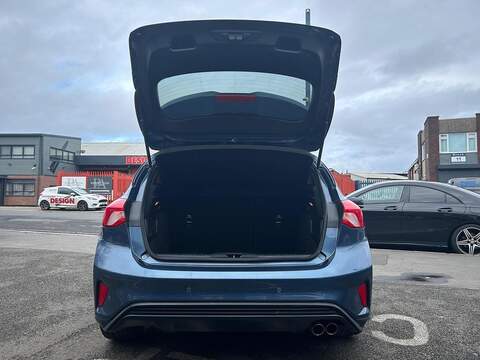 Ford Focus 1.0T EcoBoost ST-Line Hatchback 5dr Petrol Manual Euro 6 (s/s) (125 ps) - U500