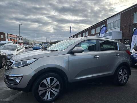 Kia Sportage 2.0 CRDi First Edition SUV 5dr Diesel Manual AWD Euro 5 (134 bhp) - U501
