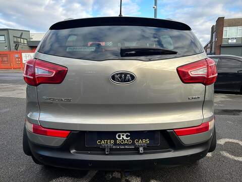 Kia Sportage 2.0 CRDi First Edition SUV 5dr Diesel Manual AWD Euro 5 (134 bhp) - U501