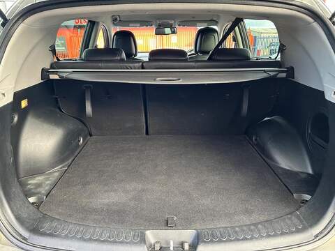 Kia Sportage 2.0 CRDi First Edition SUV 5dr Diesel Manual AWD Euro 5 (134 bhp) - U501