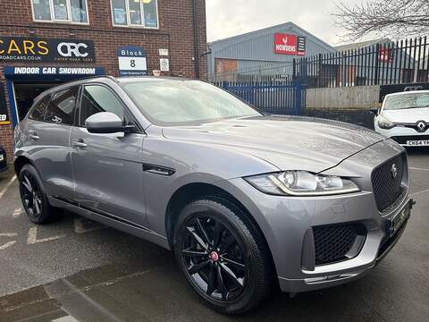 Jaguar F-PACE 2.0 D180 Chequered Flag SUV 5dr Diesel Auto AWD Euro 6 (s/s) (180 ps) - U502