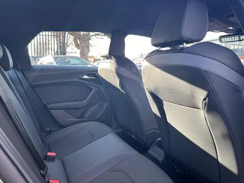 Audi A1 1.0 TFSI 30 S line Sportback 5dr Petrol Manual Euro 6 (s/s) (116 ps) - U504