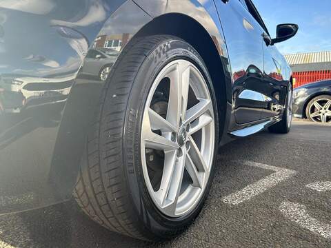 Audi A1 1.0 TFSI 30 S line Sportback 5dr Petrol Manual Euro 6 (s/s) (116 ps) - U504