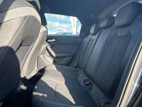 Audi A1 1.0 TFSI 30 S line Sportback 5dr Petrol Manual Euro 6 (s/s) (116 ps) - U504