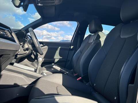 Audi A1 1.0 TFSI 30 S line Sportback 5dr Petrol Manual Euro 6 (s/s) (116 ps) - U504