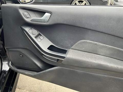 Ford Fiesta 1.0T EcoBoost ST-Line Euro 6 (s/s) 3dr - U506