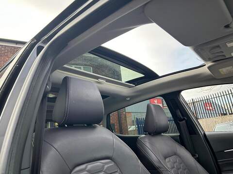 Ford Fiesta 1.0T EcoBoost GPF Vignale Hatchback 5dr Petrol Auto Euro 6 (s/s) (100 ps) - U507