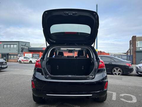 Ford Fiesta 1.0T EcoBoost GPF Vignale Hatchback 5dr Petrol Auto Euro 6 (s/s) (100 ps) - U507