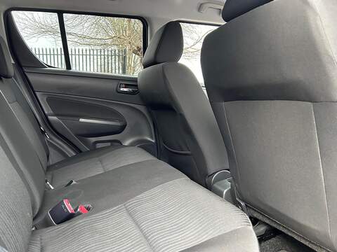 Suzuki Swift Swift 1.2 SZ4 Auto Euro 5 5dr - U51