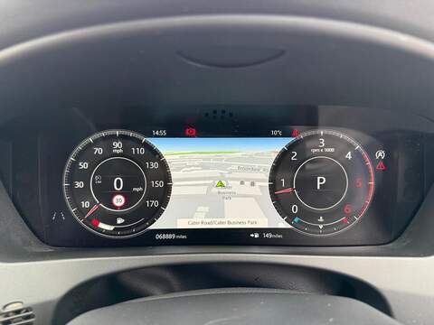 Jaguar F-PACE 2.0 D180 Chequered Flag SUV 5dr Diesel Auto AWD Euro 6 (s/s) (180 ps) - U519