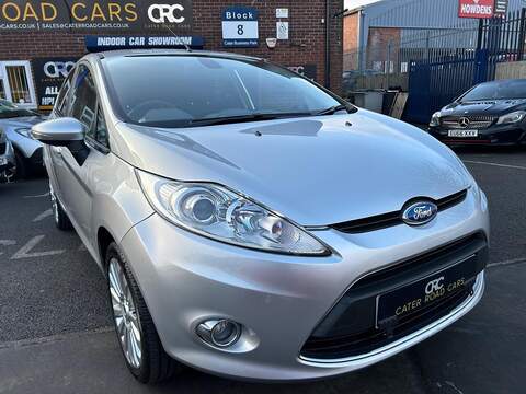 Ford Fiesta Fiesta 1.6 Titanium 5dr - U52