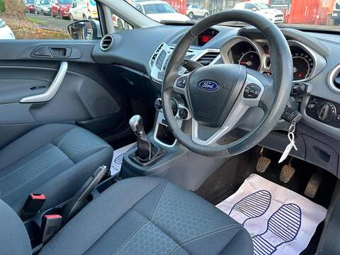 Ford Fiesta Fiesta 1.6 Titanium 5dr - U52