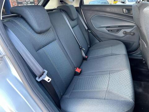 Ford Fiesta Fiesta 1.6 Titanium 5dr - U52