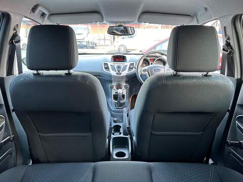 Ford Fiesta Fiesta 1.6 Titanium 5dr - U52