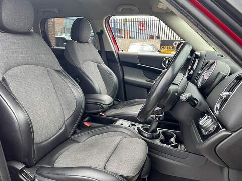 MINI Countryman 1.5 Cooper SUV 5dr Petrol Auto Euro 6 (s/s) (136 ps) - U521