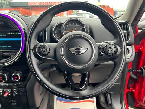 MINI Countryman 1.5 Cooper SUV 5dr Petrol Auto Euro 6 (s/s) (136 ps) - U521