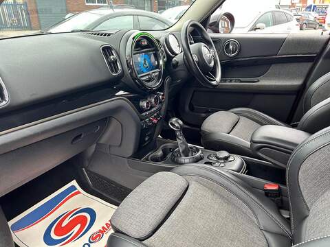 MINI Countryman 1.5 Cooper SUV 5dr Petrol Auto Euro 6 (s/s) (136 ps) - U521