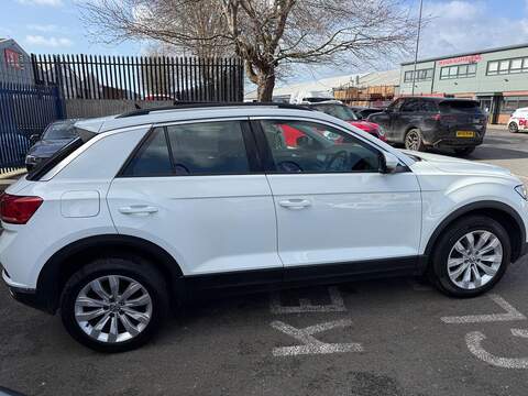 Volkswagen T-Roc 1.6 TDI SE SUV 5dr Diesel Manual Euro 6 (s/s) (115 ps) - U522