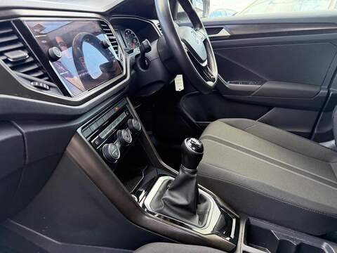 Volkswagen T-Roc 1.6 TDI SE SUV 5dr Diesel Manual Euro 6 (s/s) (115 ps) - U522