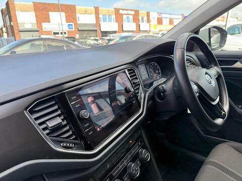 Volkswagen T-Roc 1.6 TDI SE SUV 5dr Diesel Manual Euro 6 (s/s) (115 ps) - U522
