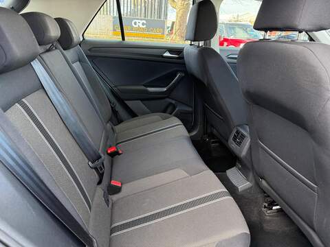 Volkswagen T-Roc 1.6 TDI SE SUV 5dr Diesel Manual Euro 6 (s/s) (115 ps) - U522