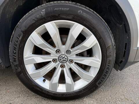 Volkswagen T-Roc 1.6 TDI SE SUV 5dr Diesel Manual Euro 6 (s/s) (115 ps) - U522