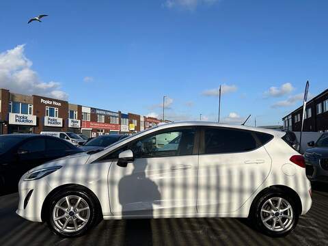 Ford Fiesta 1.0T EcoBoost Zetec Hatchback 5dr Petrol Manual Euro 6 (s/s) (100 ps) - U525