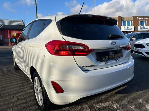 Ford Fiesta 1.0T EcoBoost Zetec Hatchback 5dr Petrol Manual Euro 6 (s/s) (100 ps) - U525