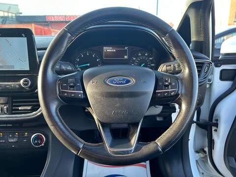 Ford Fiesta 1.0T EcoBoost Zetec Hatchback 5dr Petrol Manual Euro 6 (s/s) (100 ps) - U525