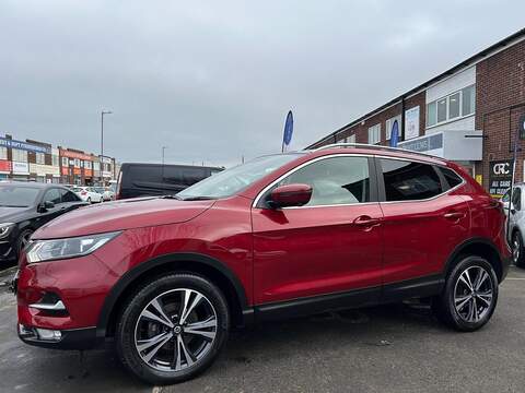 Nissan Qashqai Qashqai 1.3 DIG-T N-Connecta Euro 6 (s/s) 5dr - U53