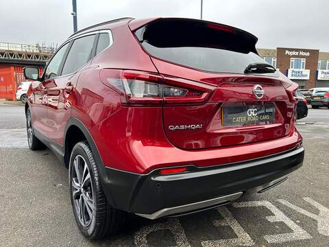 Nissan Qashqai Qashqai 1.3 DIG-T N-Connecta Euro 6 (s/s) 5dr - U53