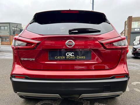 Nissan Qashqai Qashqai 1.3 DIG-T N-Connecta Euro 6 (s/s) 5dr - U53