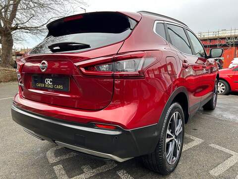 Nissan Qashqai Qashqai 1.3 DIG-T N-Connecta Euro 6 (s/s) 5dr - U53