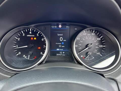 Nissan Qashqai Qashqai 1.3 DIG-T N-Connecta Euro 6 (s/s) 5dr - U53